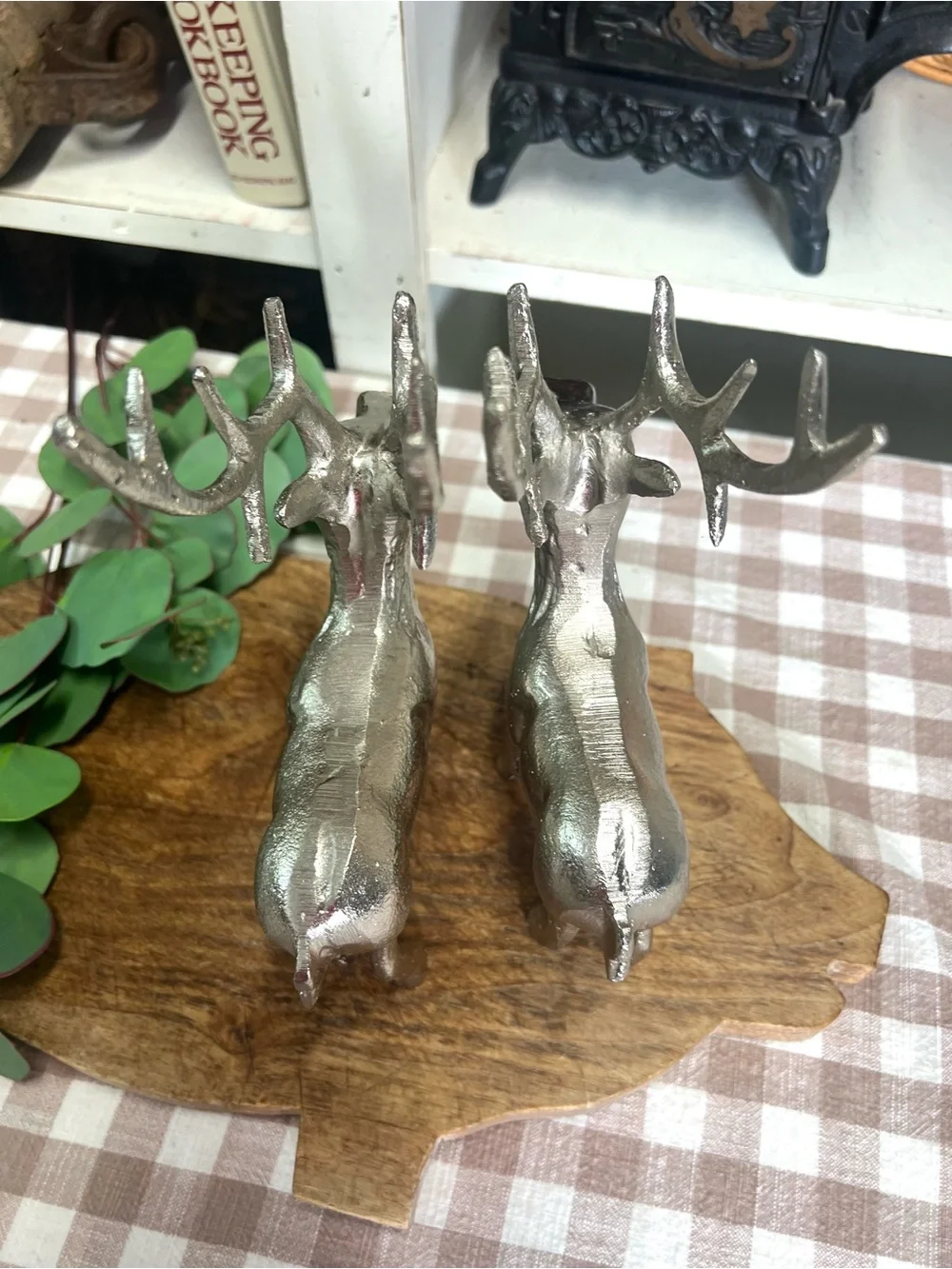 Metal deer silver tone buck decor